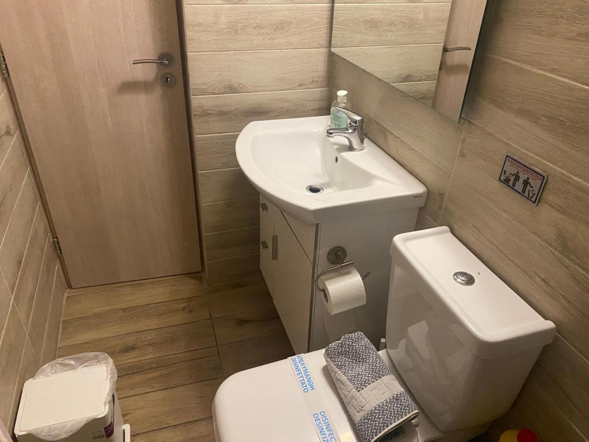 Modern, Ideally Located Studio Apartment Athènes Extérieur photo
